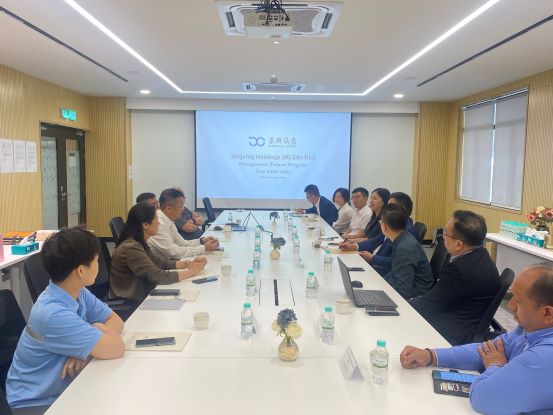 1690861932478438.jpg 1.访问团与景兴纸业、马来西亚优理大学领导、交流座谈.JPG