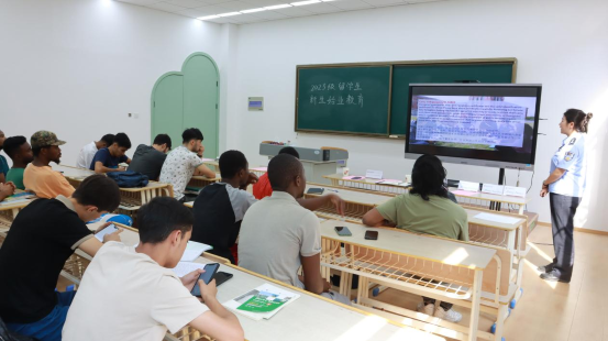 1695186807944827.png 图片2.png