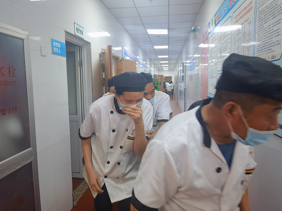 1695869196737792.png 图片1.png