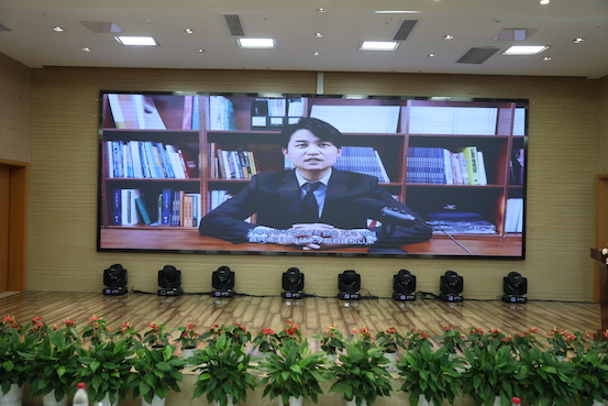韩国贸易协会上海代表处部长朴珍佑发来贺电.JPG