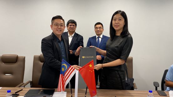 1690862174123569.jpg 5.学校与马来西亚大学联盟签订共建中马职业教育合作联盟合作协议.JPG